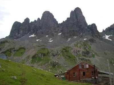 Kaçkar Dağı Zirve Tırmanışı (Yayla Evleri-Dadala Pansiyon konaklamalı)