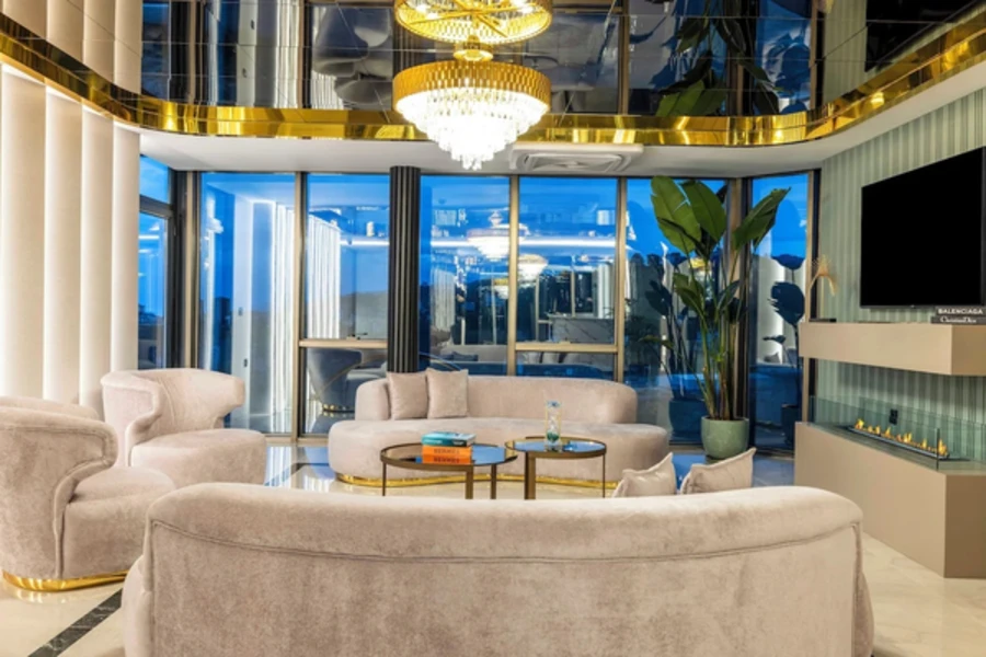 Rossi Luxury Hotel