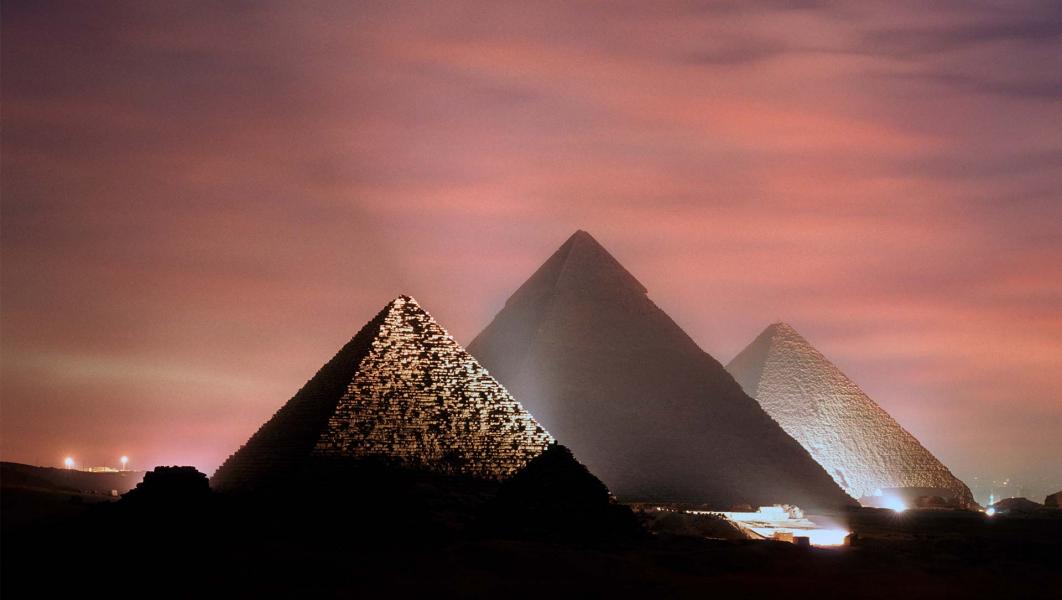 Çukurova Hareketli Antık Mısır Üçgeni 7 Gece (802)