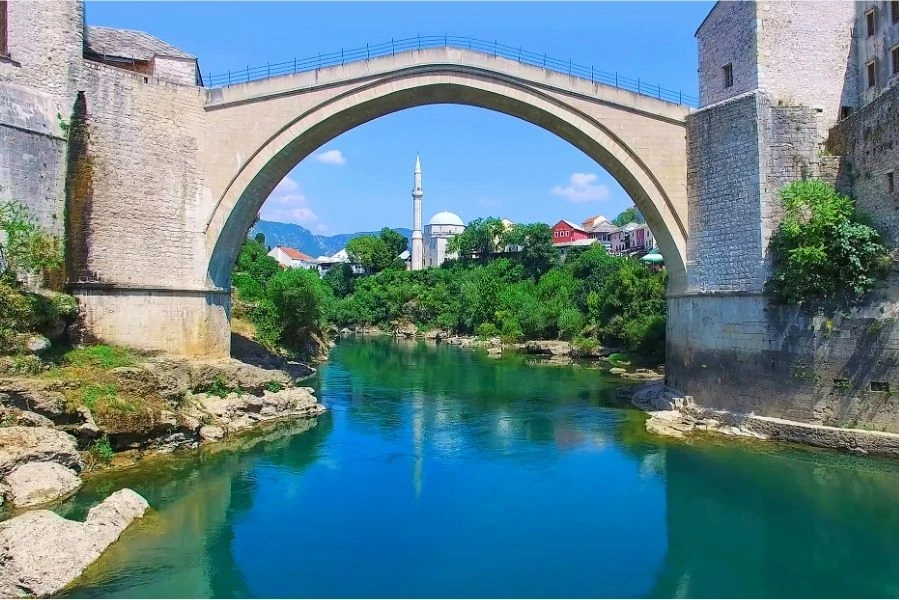 Baştanbaşa Balkanlar Turu - AJet ile 6 Gece Extra Turlar ve Akşam Yemekleri Dahil PRN-SKP