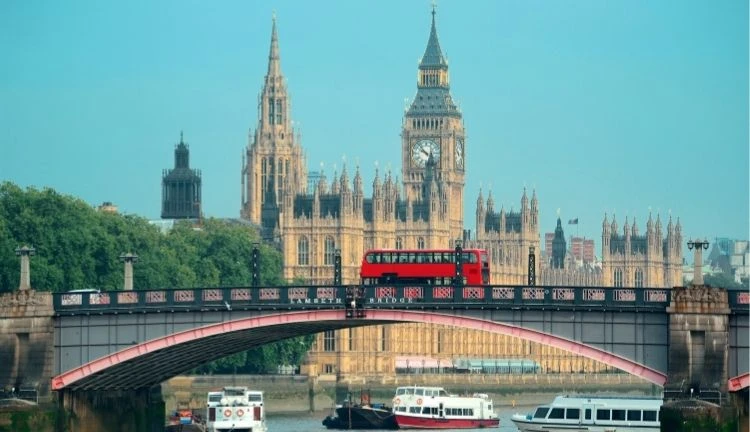 Londra & Edinburgh & Glasgow Noel Pazarları Turu - 4 Gece (2 Aralık)