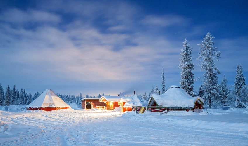 Lapland Kuzey Işıkları Turu - 4 Gece (Santa Claus Express, Buzkıran Gemisi, Kutup Safarileri Dahil)