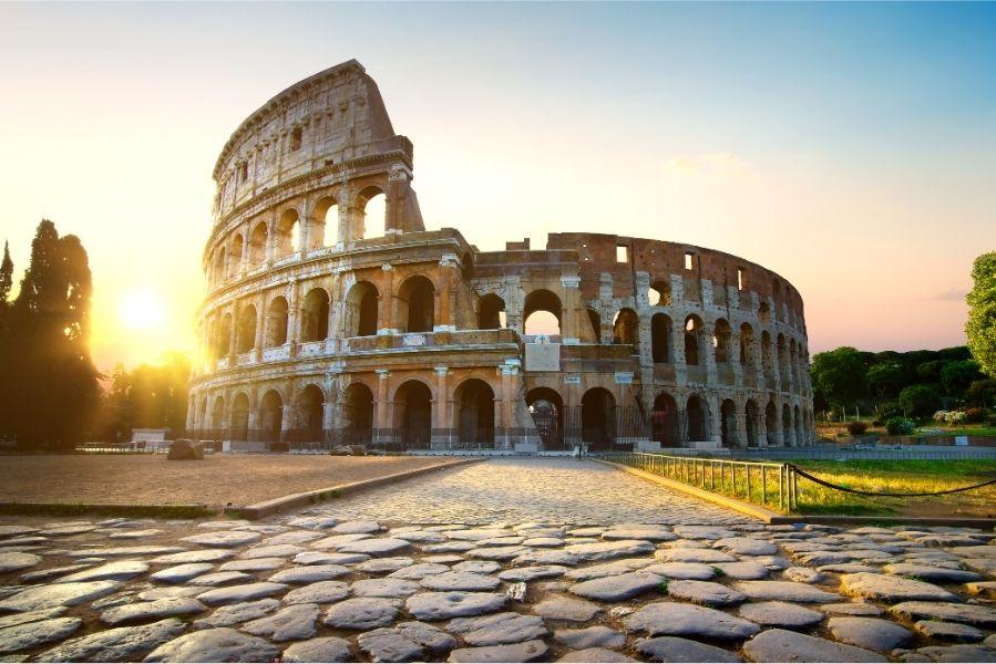 Motto İtalya Turu - Pgs ile 7 gece Bologna gidiş