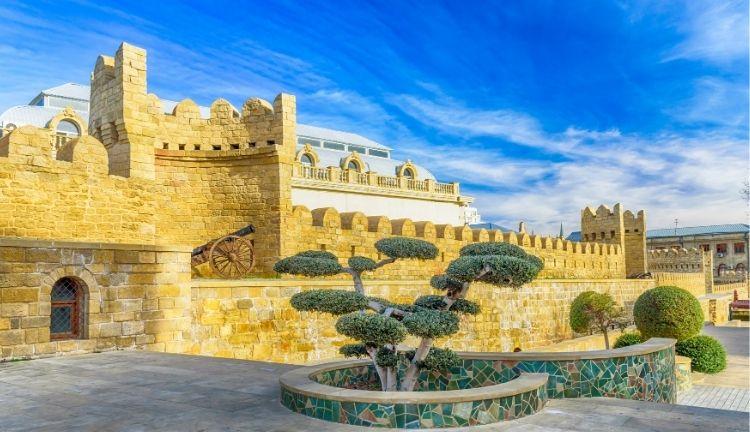 Ateşin Şehri Bakü Turu - Ajet ile 4 Gece Yaz