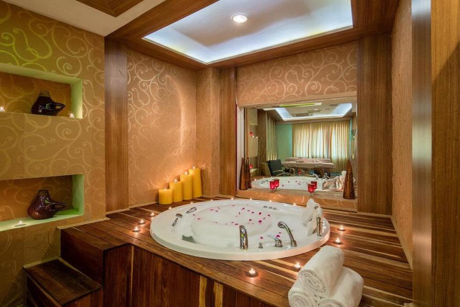 Selge Beach Resort Spa