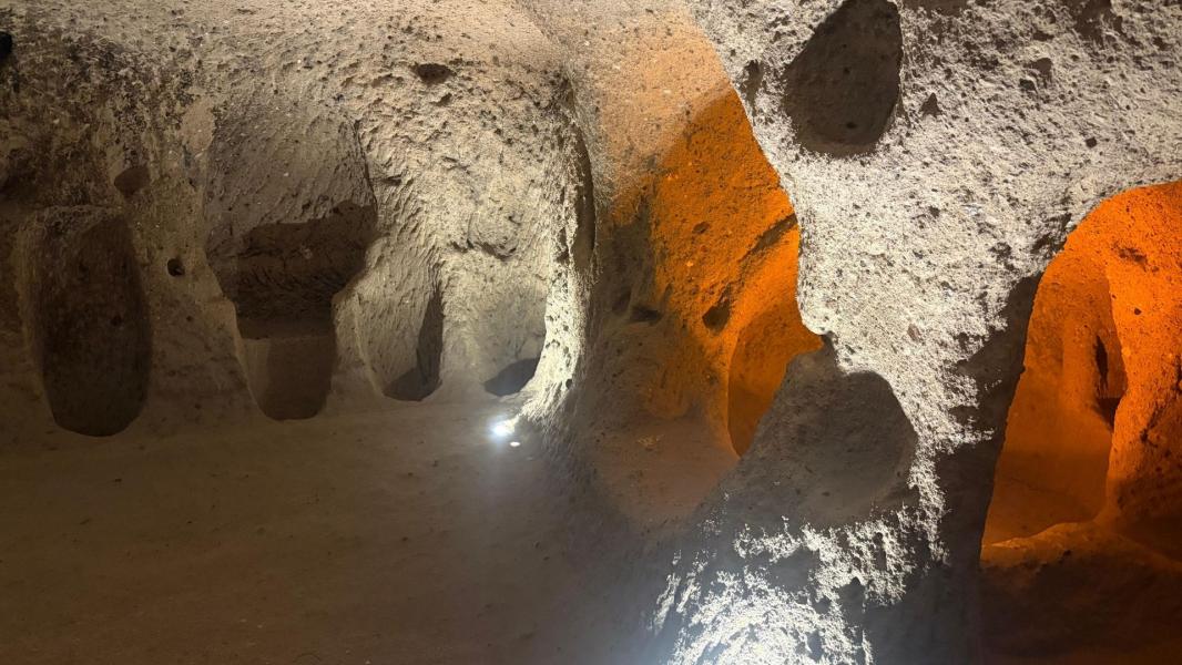 Masal Gibi Kapadokya, Yeraltı Şehri ve Peri Bacaları Turu 1 Gece Otel Konaklamalı