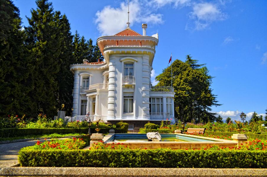 İstanbul Çıkışlı Karadeniz Rüzgarı Yaylalar ve Batum Turu 4 Gece Otel Konaklamalı