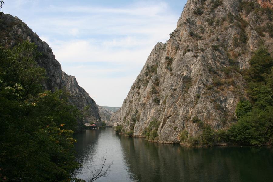 İzmir Çıkışlı Direkt Uçuş Uçaklı Vizesiz Kosovalı Büyük Balkan Turu 7 Gece Konaklamalı
