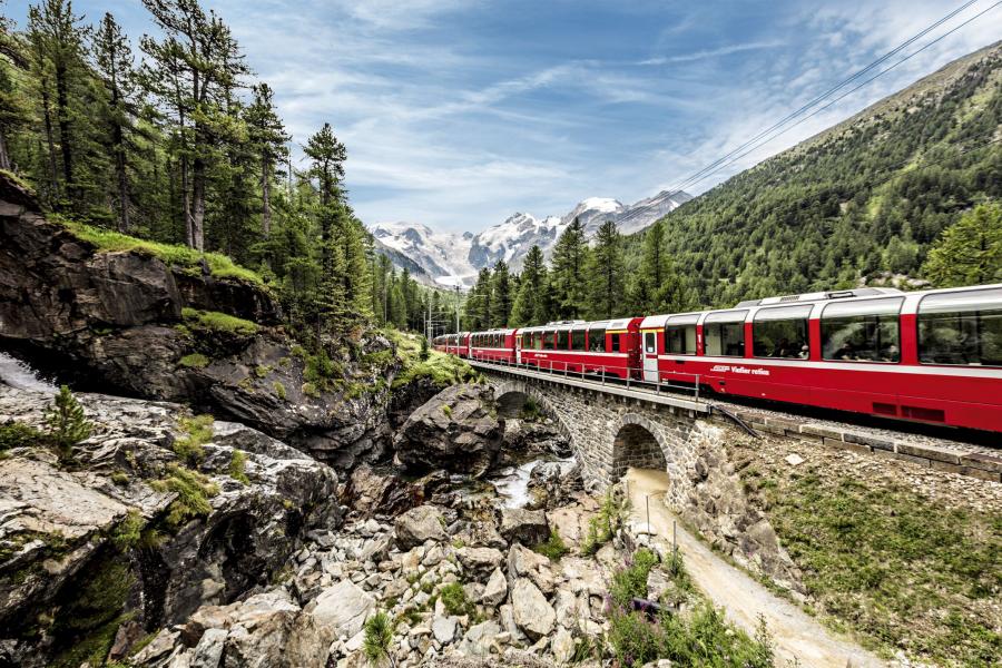 Yılbaşı Özel Bernina Express İle Bir Avrupa Masalı Turu Pegasus Hava Yolları İle 7 Gece 8 Gün BGY-BGY