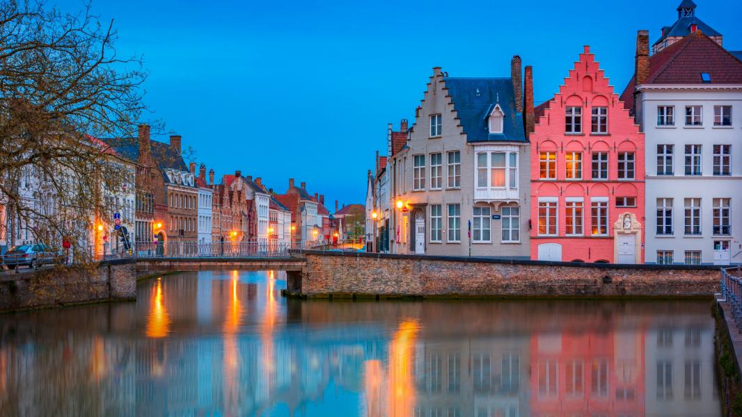 Klasik Benelüx & Paris & Alsace Turu Pegasus Hava Yolları İle 7 Gece (BSL-AMS)