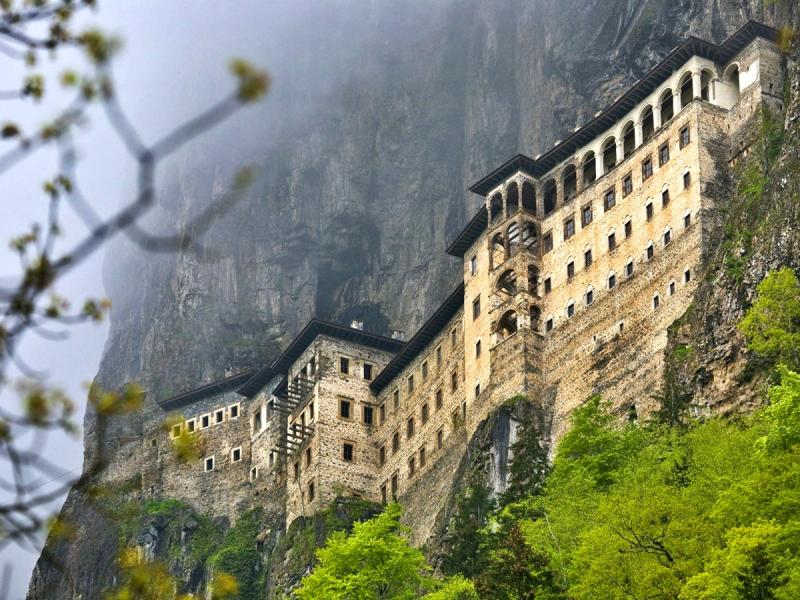 Uçaklı Karadeniz Yaylalar ve Batum Turu Pegasus ile 3 Gece Otel Konaklamalı