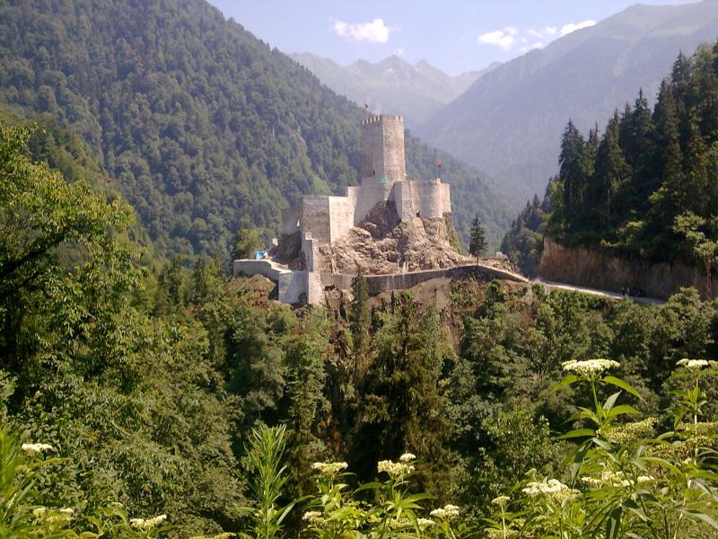 Uçaklı Karadeniz Yaylalar ve Batum Turu Pegasus ile 3 Gece Otel Konaklamalı