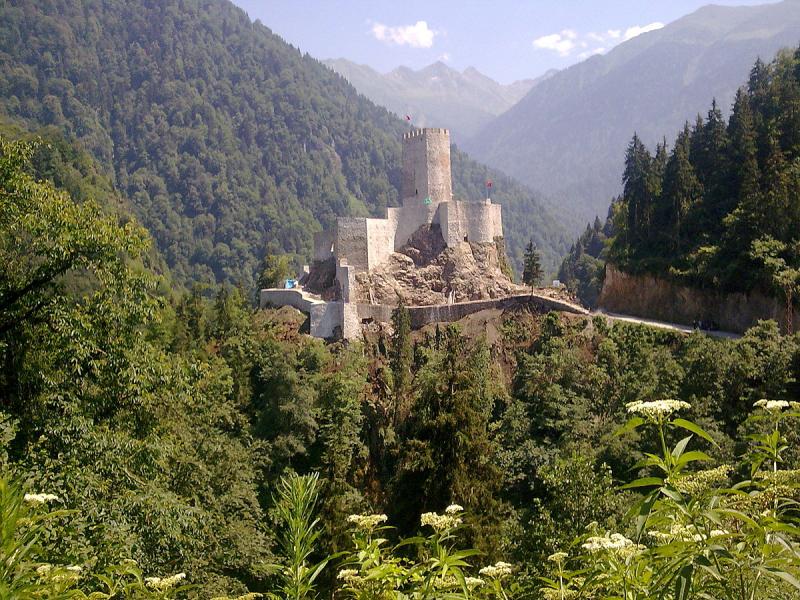 Uçaklı Karadeniz Yaylalar ve Batum Turu Pegasus ile 3 Gece Otel Konaklamalı