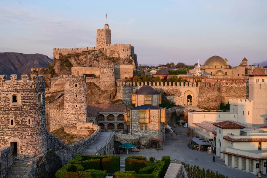 İstanbul Çıkışlı Otobüslü Tiflis & Batum Turu 3 Gece 4 Gün (2 Gece Tiflis, 1 Gece Batum Konaklama)