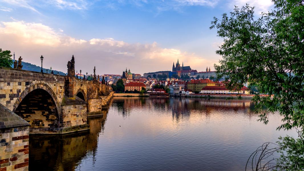 Bohemya'nın Işıltısı Prag Turu 2 Gece Ajet Havayolları İle