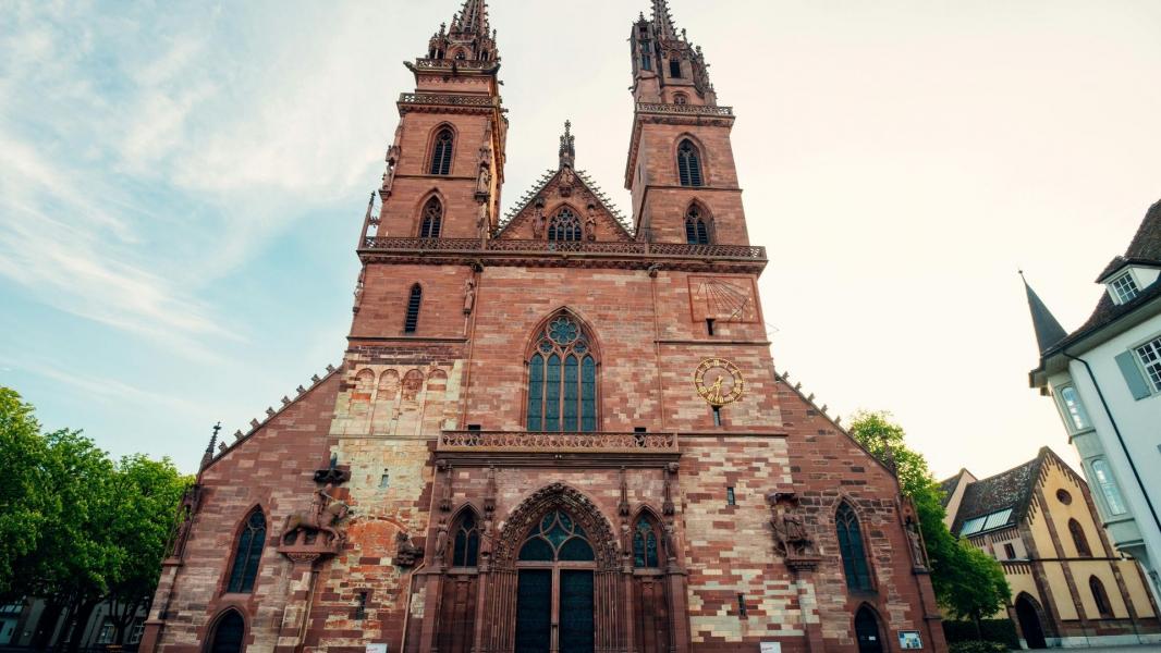 İsviçre'nin Altın Üçgeni Zürih & Bern & Cenevre Turu Kurban Bayramı Özel AJet Hava Yolları İle 4 Gece 5 Gün