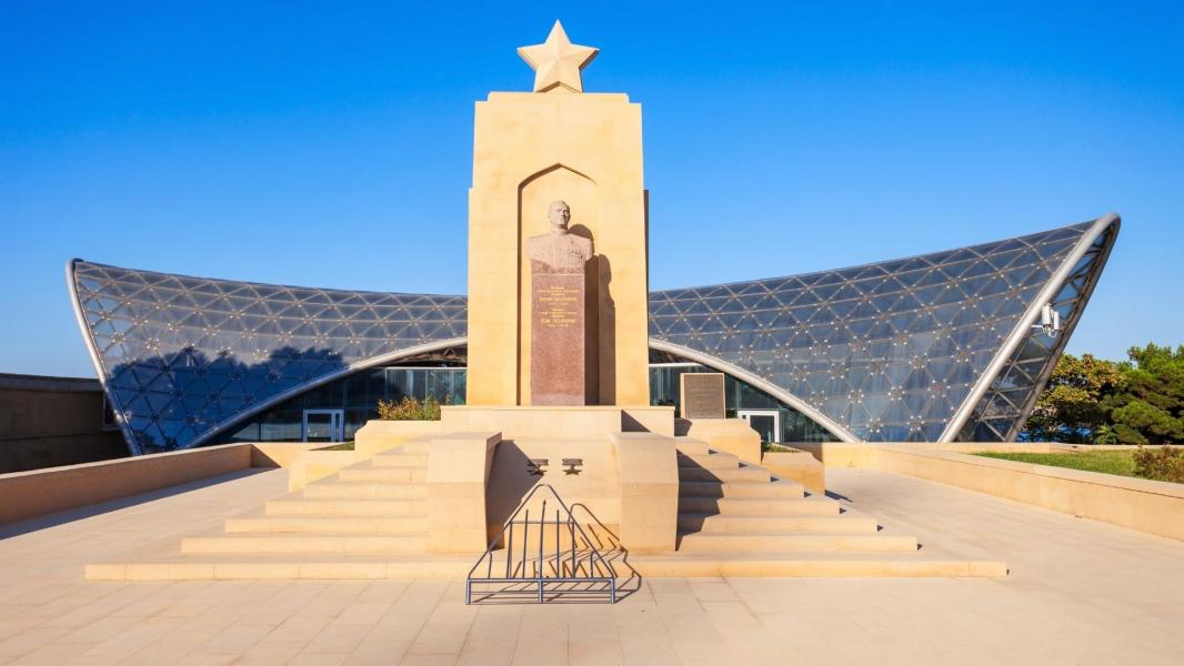 Ateşin ve Tarihin Şehri Bakü Ajet Hy İle Ramazan Bayramı Özel 3 Gece 4 Gün 2026