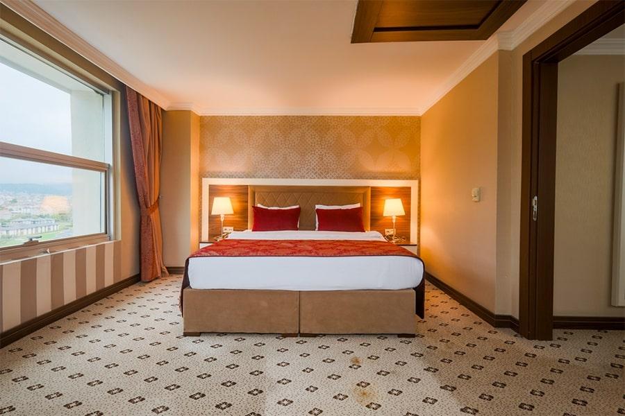 Yılbaşı Özel The Sign Thermal Spa Hotel Konaklamalı Kartepe Cam Teras Ormanya Maşukiye Turu 1 Gece Otel Konaklamalı