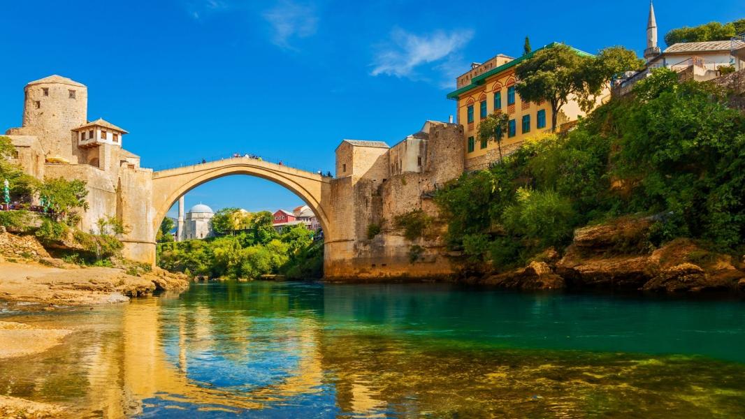 Kosovalı Büyük Balkanlar Turu AJet İle Extra Turlar ve Akşam Yemekleri Dahil SJJ-PRN