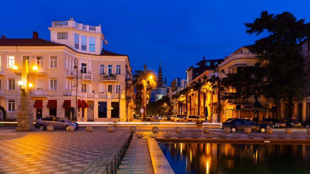 Uçaklı 5 Yıldızlı Grand Bellagio Otel Konaklamalı Yılbaşı Özel Ayder Batum Turu 2 Gece Otel Konaklamalı