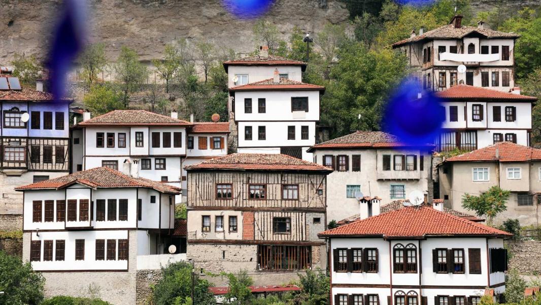 İzmir Çıkışlı Otobüslü Özel Karadeniz Yaylalar ve Batum Turu 6 Gece Otel Konaklamalı 2026