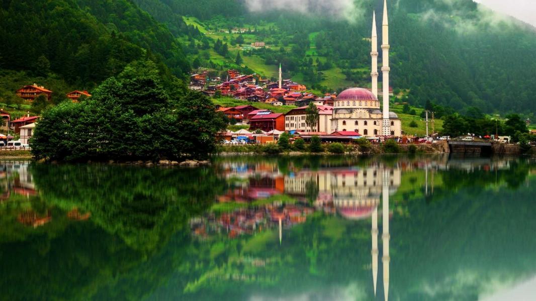 İstanbul Çıkışlı Batum Konaklamalı Herşey Dahil Karadeniz Turu 3 Gece Otel Konaklamalı