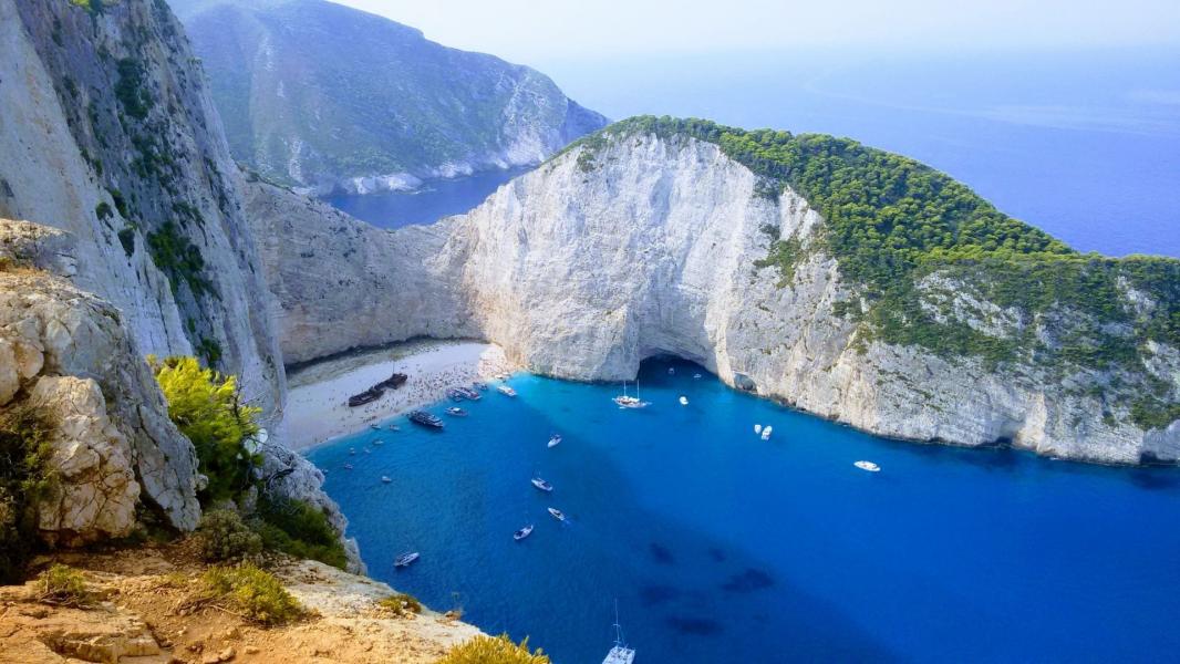 Zakintos ve Lefkada Adaları Yüzme Turu 7 Gece 9 Gün