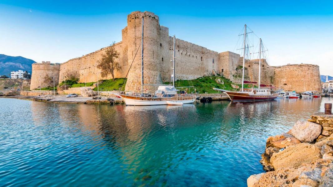 Sevgililer Günü Özel  Concorde Luxury Resort Convention Spa Kıbrıs Tatili 2 Gece Otel Konaklamalı