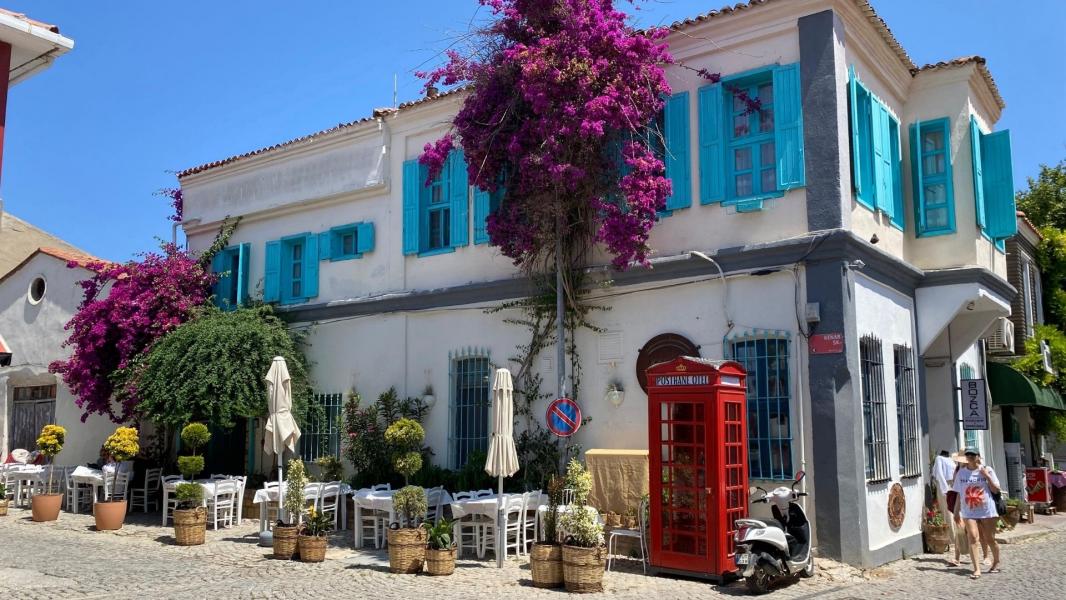 Bozcaada, Assos, Cunda Adası ve Ayvalık Tekne Turu 1 Gece Konaklamalı