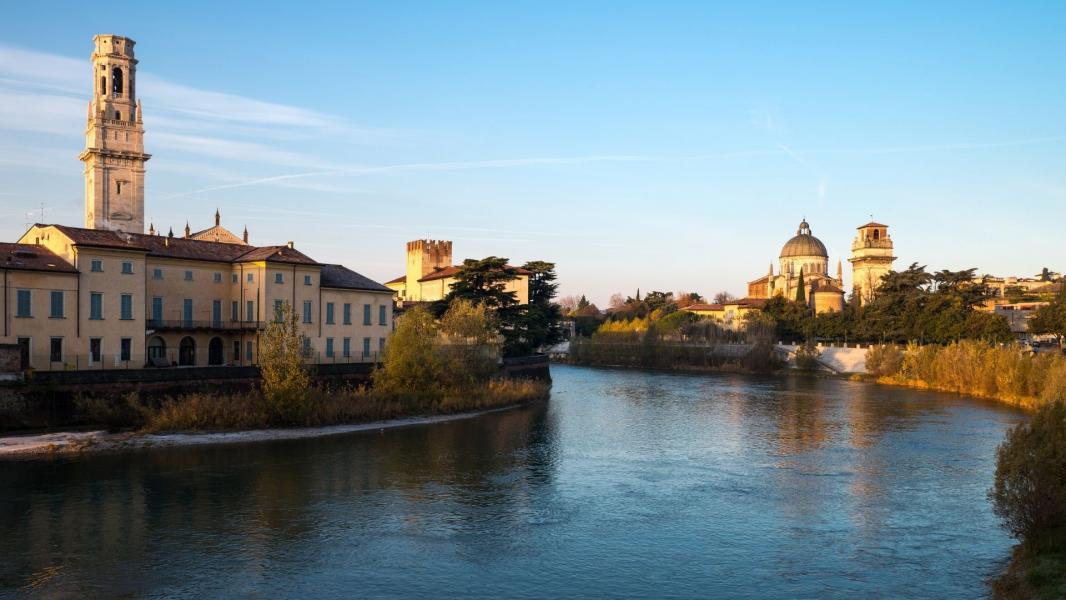 Klasik İtalya Turu 2026 Yaz Pc (BLQ-BLQ) Roma (3) Floransa (2) Venedik (1) Milano (1)