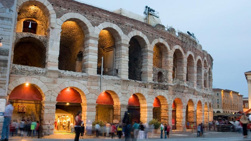 Klasik İtalya Express Türk Hava Yolları İle 4 Gece Sabah Milano Gidiş Sabah Roma Dönüş