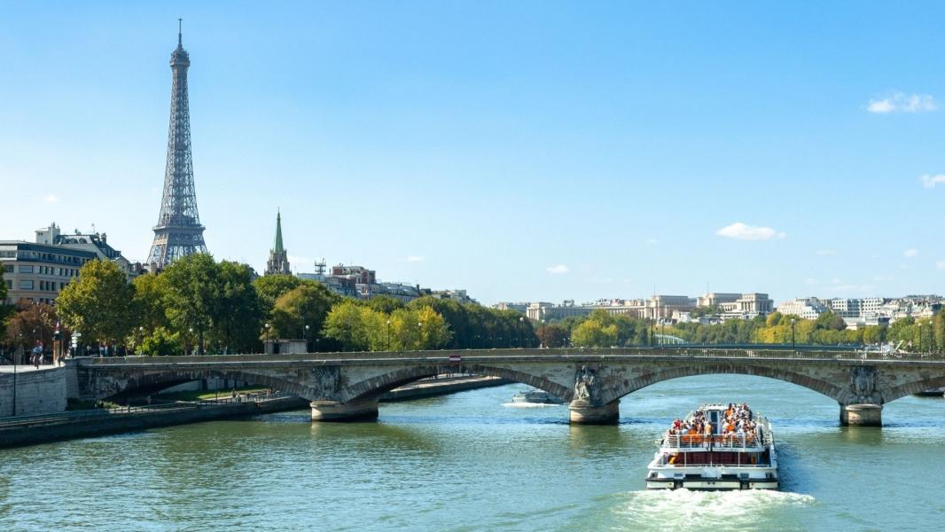 Eiffel’in Işıkları Altında Paris Yılbaşı Turu Türk Hava Yolları İle 3 Gece 4 Gün 2027