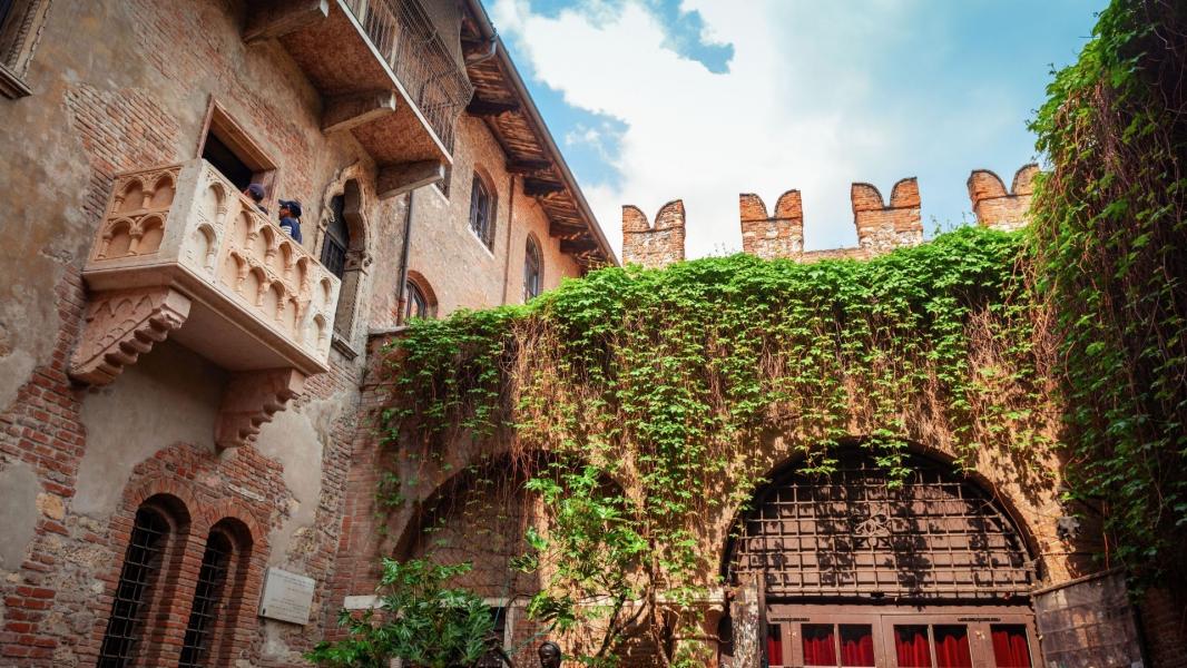 Baştan Başa İtalya Turu Türk Havayolları İle Kurban Bayramı Özel 7 Gece 8 Gün (NAP-LJU)