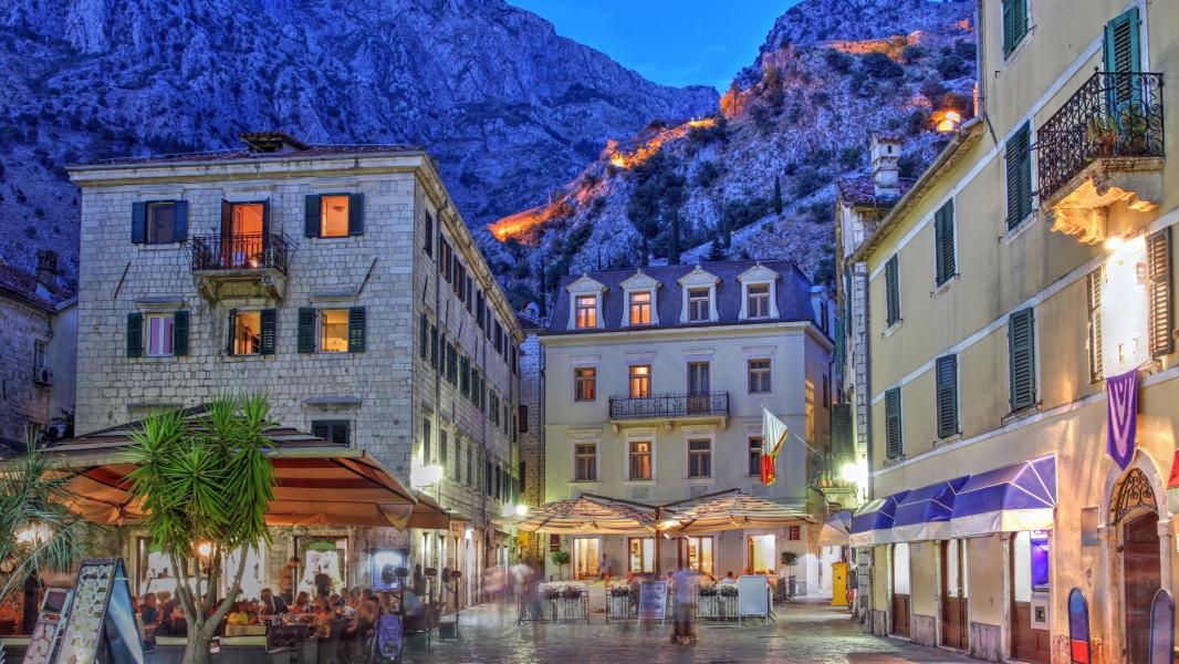 Adriyatik Kıyıları Budva Turu AJet Hava Yolları İle 3 Gece 4 Gün