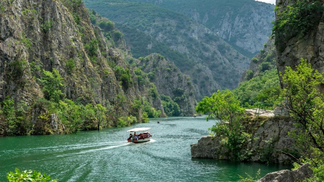 Trabzon Çıkışlı Kosovalı Büyük Balkanlar Turu AJet İle Ekstra Turlar ve Akşam Yemekleri Dahil 7 Gece Konaklama TZL-SKP