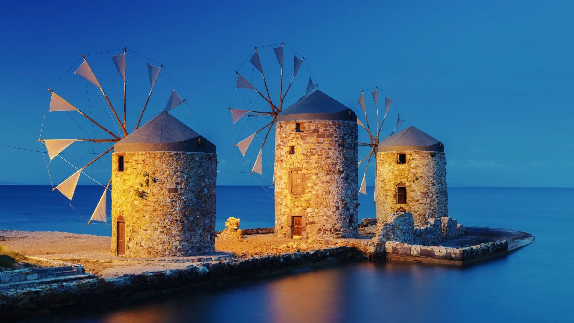 Çeşme Hareketli Ekspres Sakız Adası Turu 2 Gece Feribotlu Hergün Hareketli