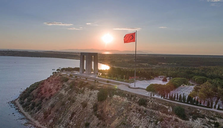 İstanbul Çıkışlı Günübirlik Çanakkale Şehitlik Turu
