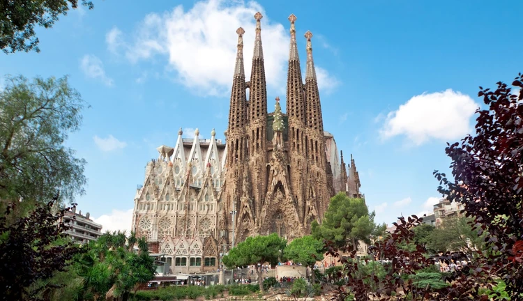 Gaudi'nin İzinde Sagrada Familia & Barcelona Turu THY İle Özel 2027