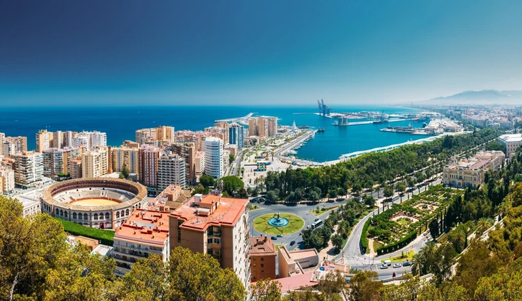 Baştan Başa İspanya Turu Türk Hava Yolları İle Yaz Dönemi 7 Gece 8 Gün 2027 (MAD-BCN)