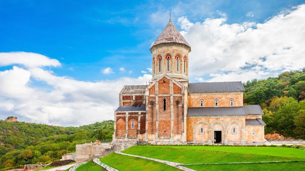 Kurban Bayramı Özel Uçaklı Bambaşka Batum, Tiflis, Kars, Erzurum ve Doğu Ekspresi Turu 3 Gece Otel Konaklamalı