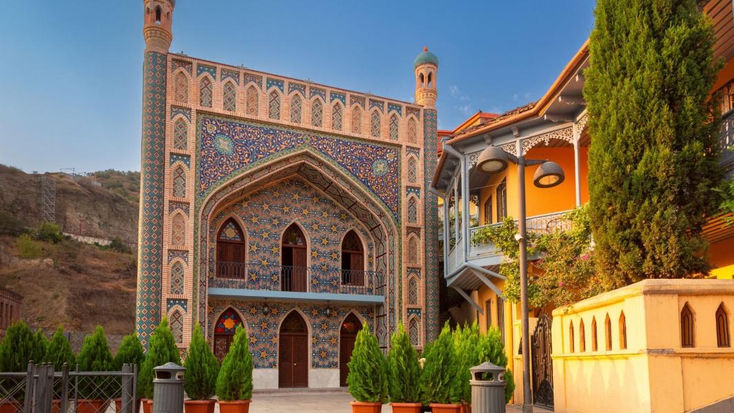 Kurban Bayramı Özel Uçaklı Bambaşka Batum, Tiflis, Kars, Erzurum ve Doğu Ekspresi Turu 3 Gece Otel Konaklamalı