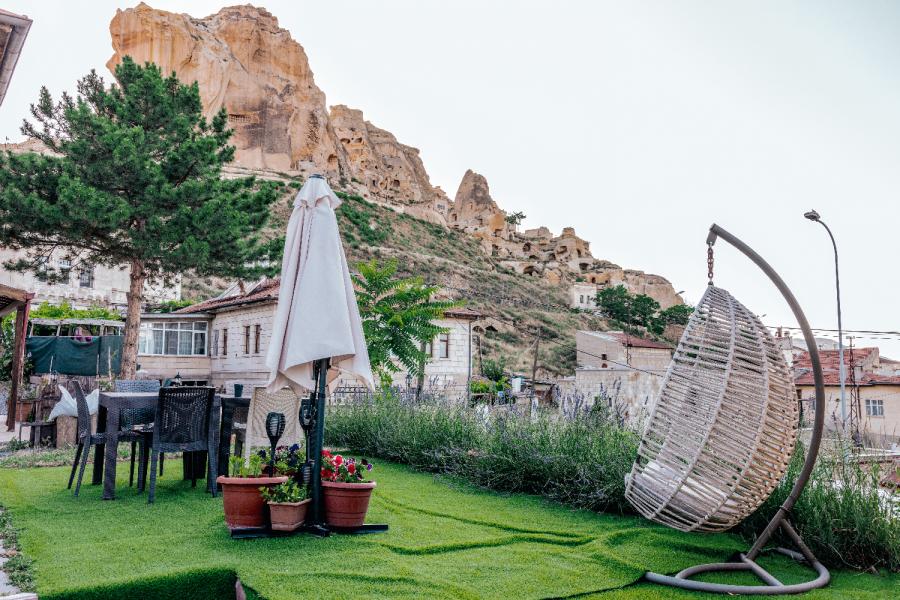 Tafana Cave Stone Lodge