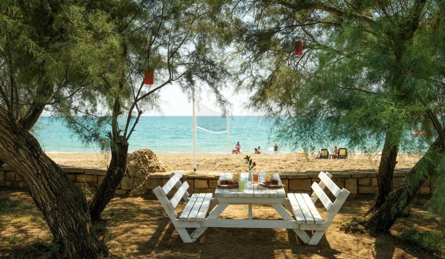 Crystal Tat Beach