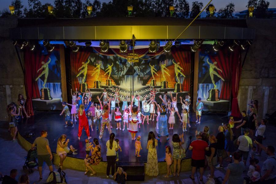 Royal Holiday Palace