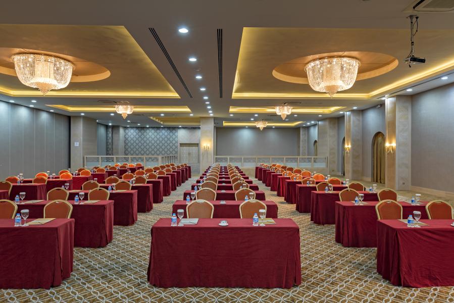 Royal Holiday Palace