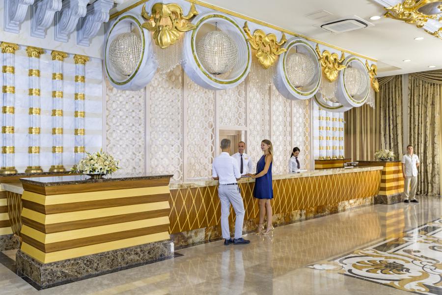 Royal Holiday Palace