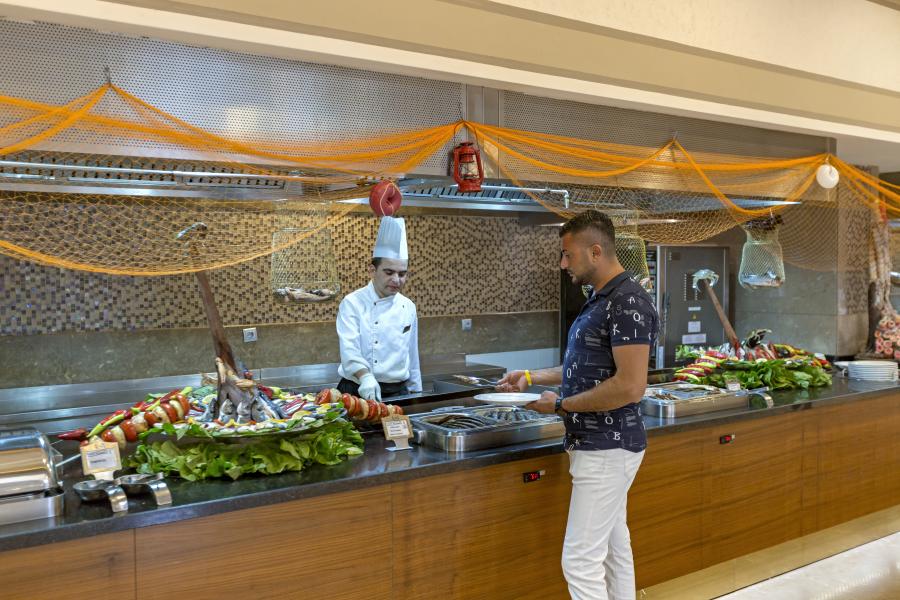 Royal Holiday Palace