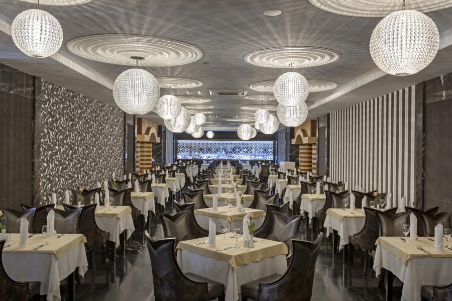 Royal Holiday Palace