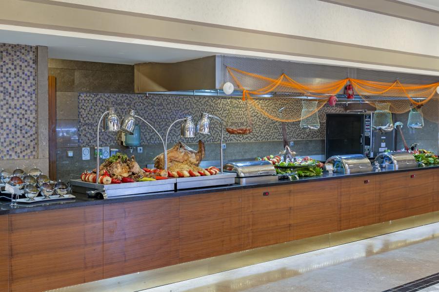 Royal Holiday Palace