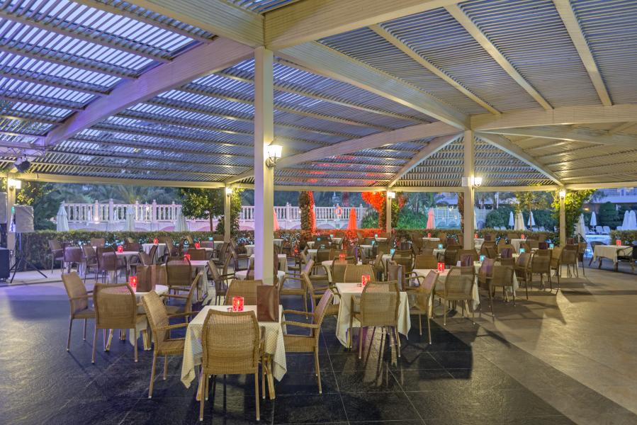 Royal Holiday Palace